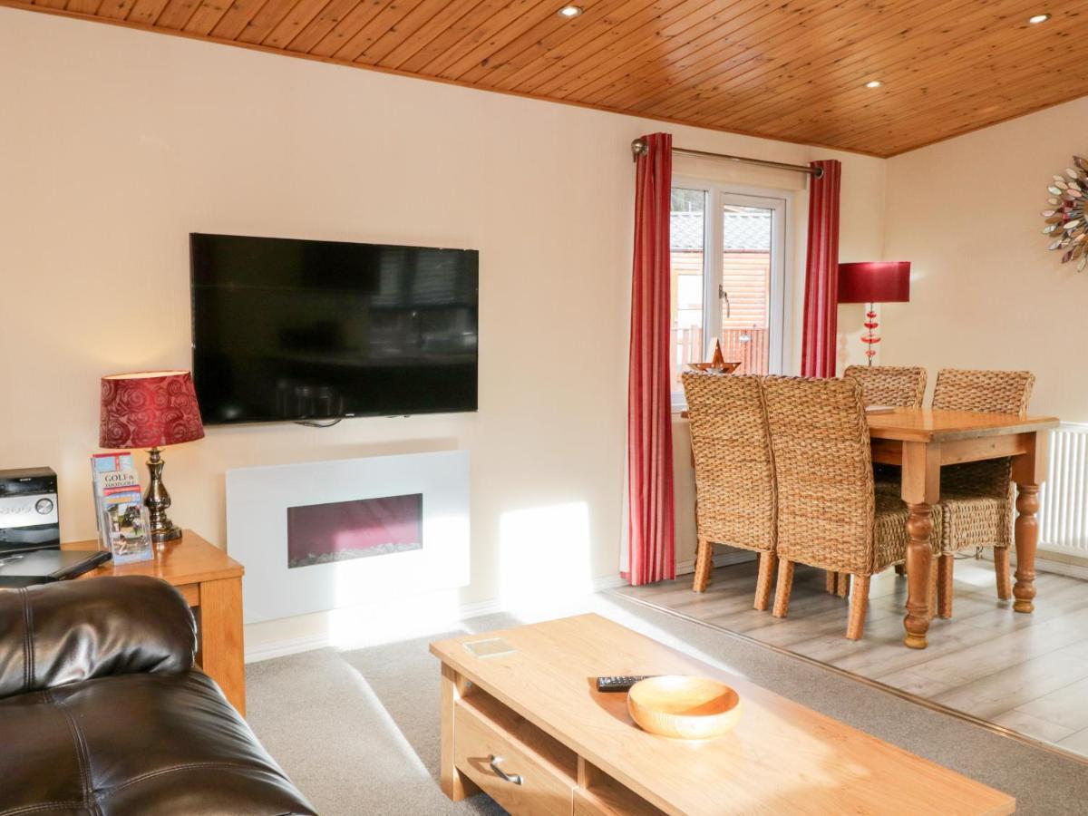 Striding Edge Lodge Windermere Buitenkant foto