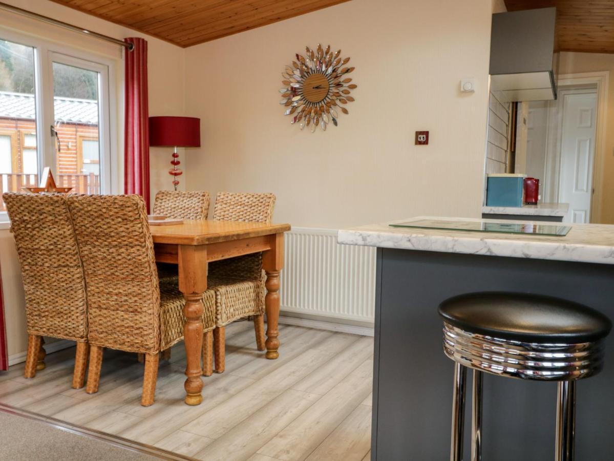 Striding Edge Lodge Windermere Buitenkant foto